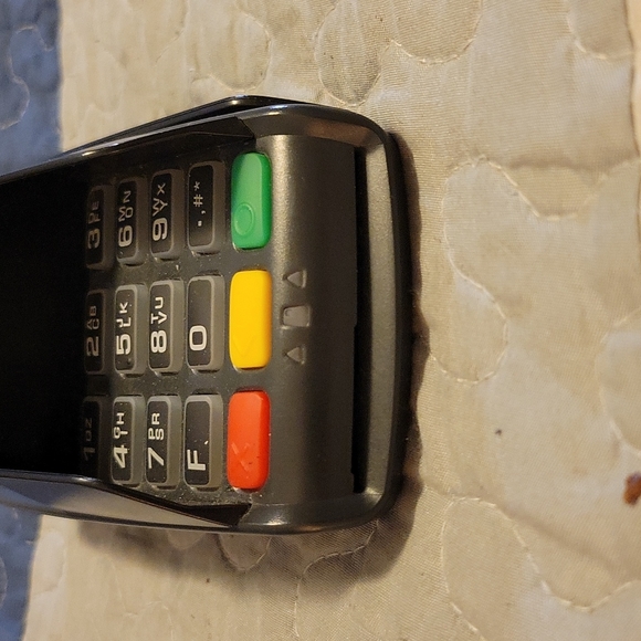 Ingenico Ipp320 POS terminal - Picture 3 of 7